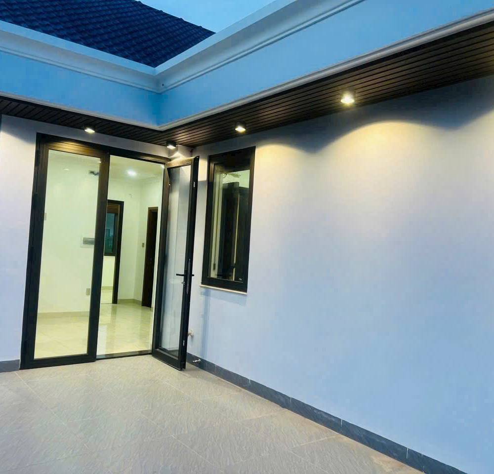Cho Thuê Biệt Thự Liên Phường TP Thủ Đức 200m², 4PN, Giá 20tr/tháng