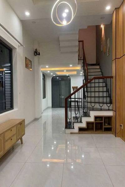 Cho Thuê Nhà Phố Nguyên Căn Đường Số 2 Tăng Nhơn Phú, TP.HCM – 4 Phòng Ngủ, Sân Ô Tô, Giá 20 Triệu/Tháng