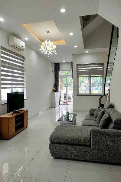 Cho Thuê Nhà Phố KDC Đường Liên Phường Gần Global City – 4 Phòng Ngủ, 1 Trệt 2 Lầu, Chỉ 22 Triệu/Tháng